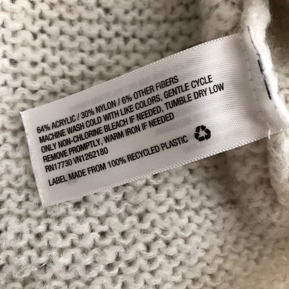 White Mossimo Knit Sweater - Size XS - Picture 3 of 3